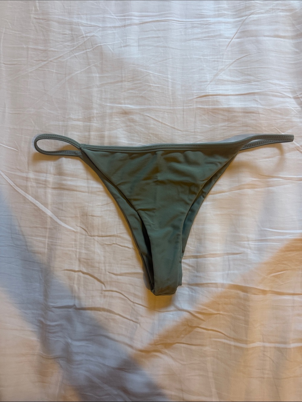 Benoa Swim Low-Rise Bikini Bottom - Picture 2 of 3